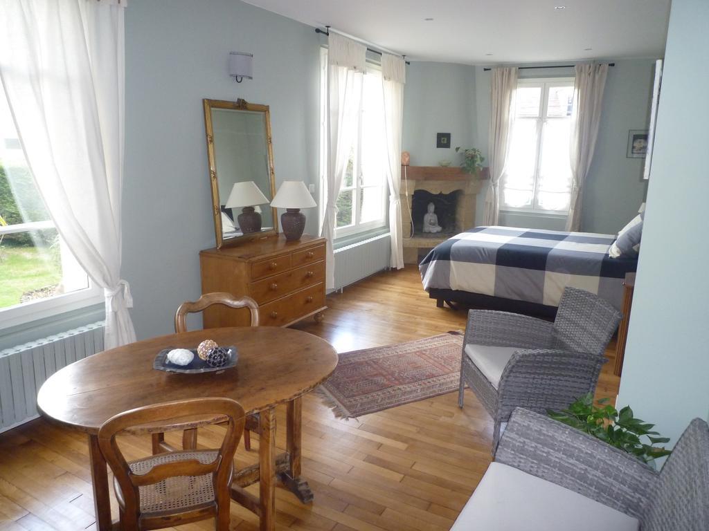 Chambre D'Hote La Bacotterie Bois-le-Roi  Δωμάτιο φωτογραφία